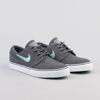 Picture of Nike "Medium Mint"
